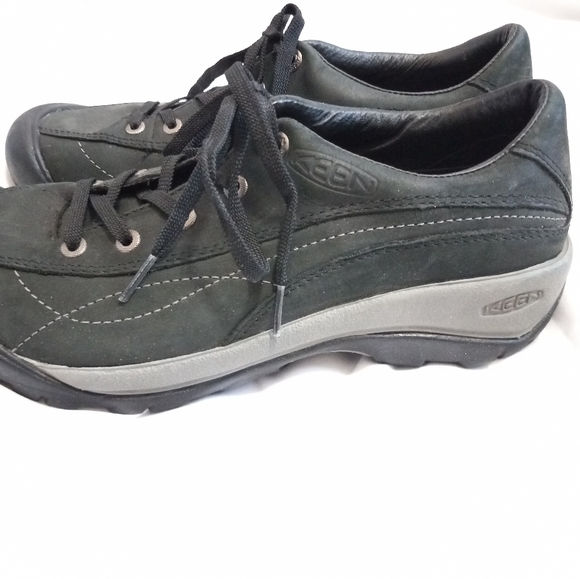Keen Women's Casual Comfort Shoe Size 8.5 black Pr - Picture 3 of 4